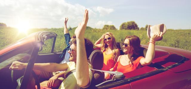 friends in car